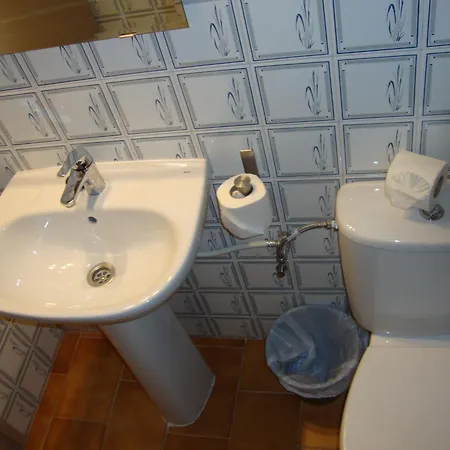 Apartaments Claudi Apartment *