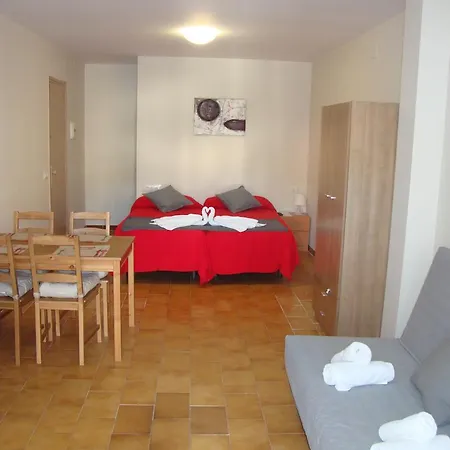 Apartment Apartaments Claudi *