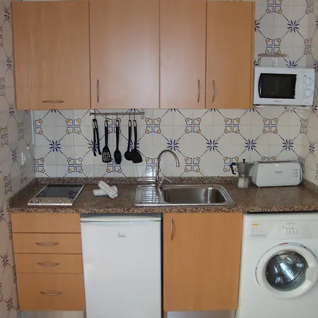 Apartaments Claudi Apartment